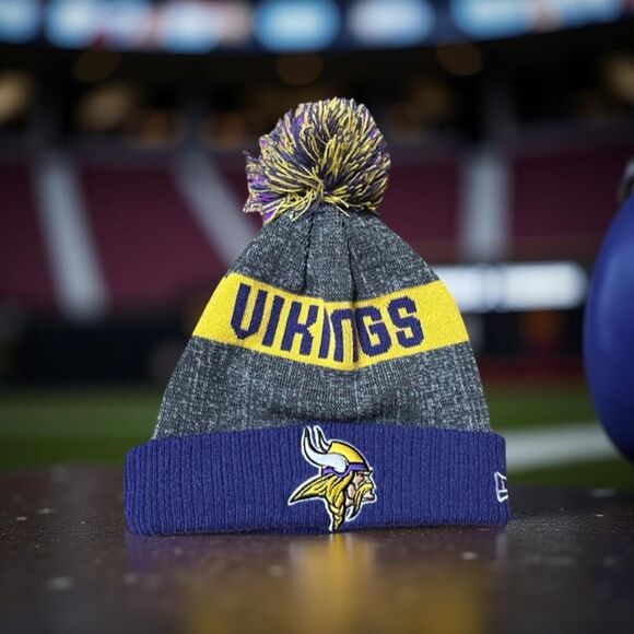Unisex MN Vikings New Era Cuffed Knit Pom Hat - Picture 1 of 4